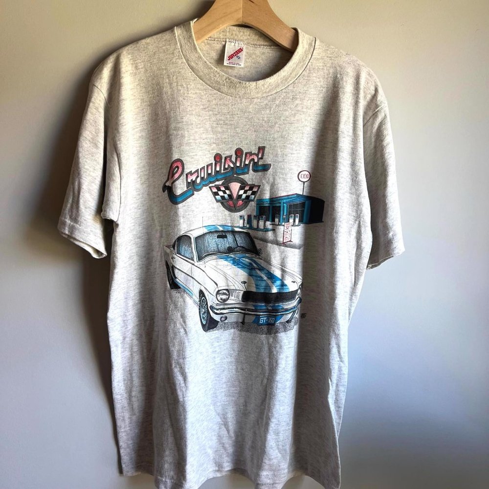 Jerzees Vintage Gray Graphic Tee with Blue and Black Car Print